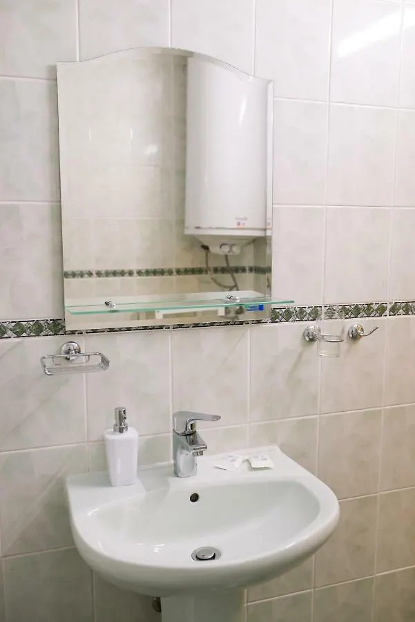 Sunny Apartment In The Centre Of فارنا 0*,
